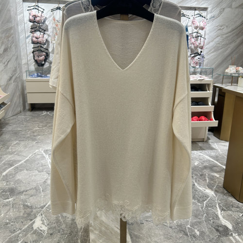 新品Salute 华歌尔高端LV62M4 山羊绒保暖上衣 可外穿 3280