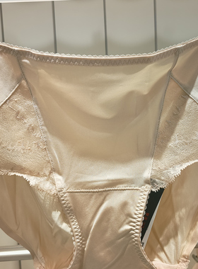 爱慕25春夏女蕾丝中腰平角内裤AM23A701配AM13A701/13A702/17A701