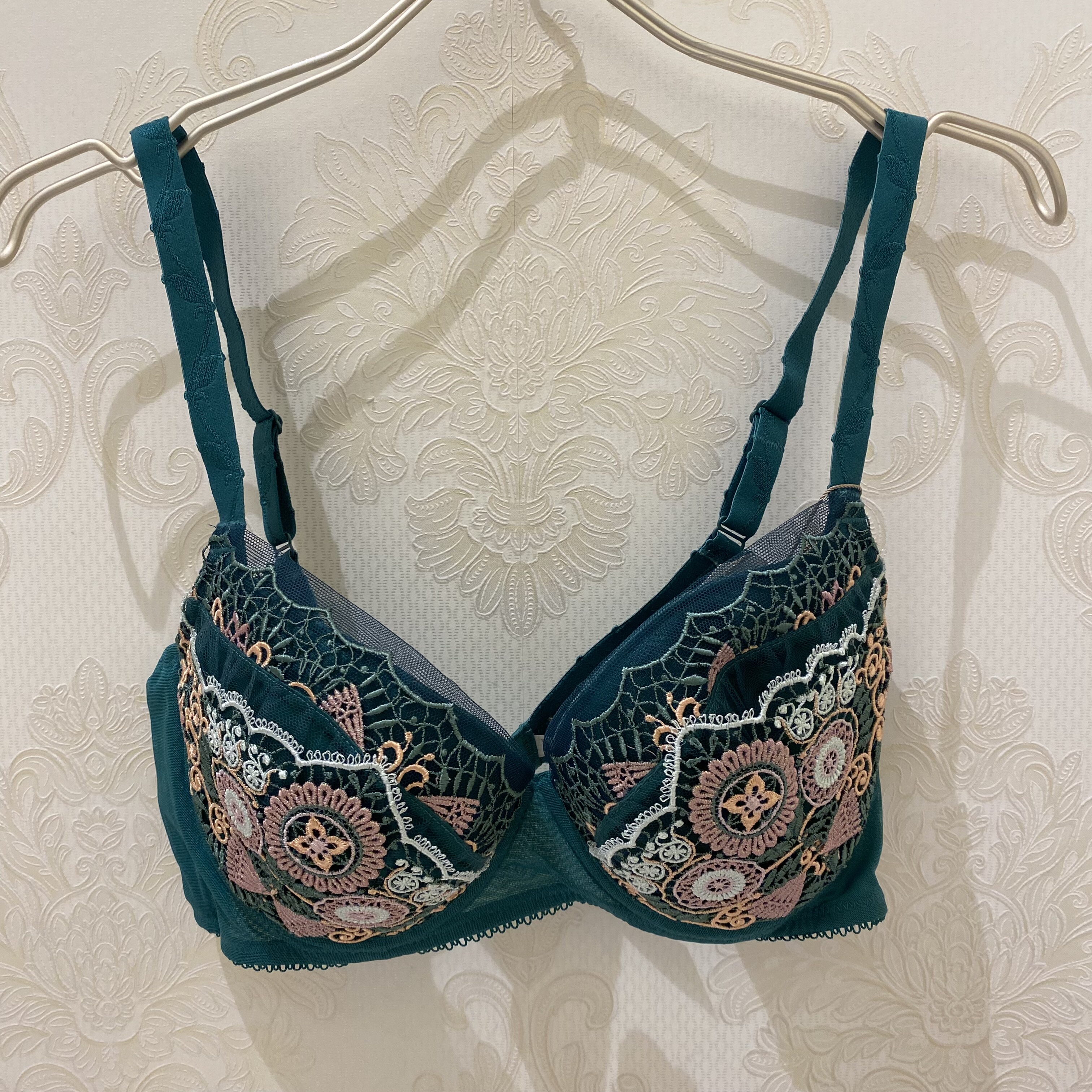 LC12JS1兰卡文 LA CLOVER 迷迭香系列3/4文胸 80D 绿色 吊牌2180