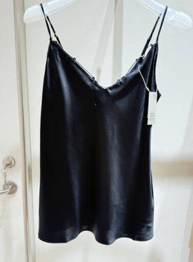 CC42AE1爱慕BECHIC进系黑色乌黑发亮舒适柔软桑蚕丝吊带上衣1980