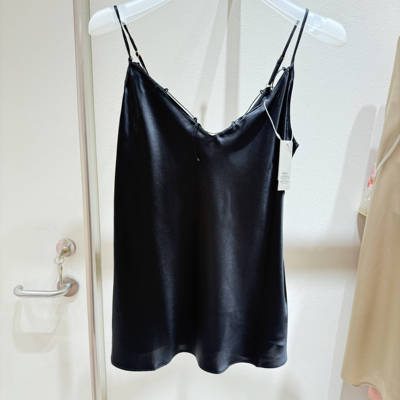 CC42AE1爱慕BECHIC进系黑色乌黑发亮舒适柔软桑蚕丝吊带上衣1980