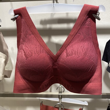 CA170691爱慕chuang创25秋冬红品屏望系列V领无托隐孔背心内衣599
