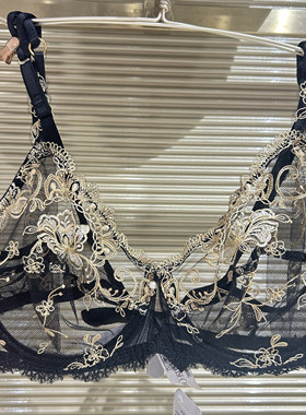 LACH6015爱慕高端进口系LISE CHARMEL性感蕾丝超薄大胸显小文胸