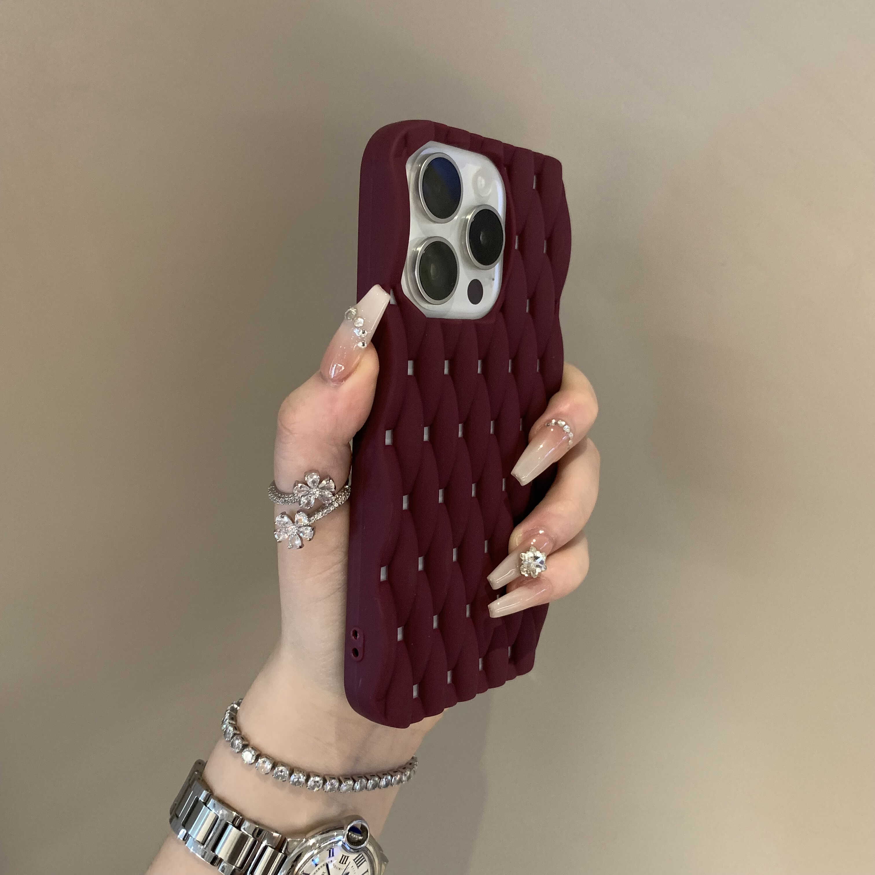 夏日新款散热花边时尚iPhone15promax简约tpu软壳13适用16苹果14创意大孔11纯色12防摔xr硅胶7/8plus透气保护
