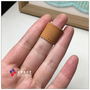 工厂定制真皮顶针 小号/中号两个型号 皮质柔软佩戴舒适