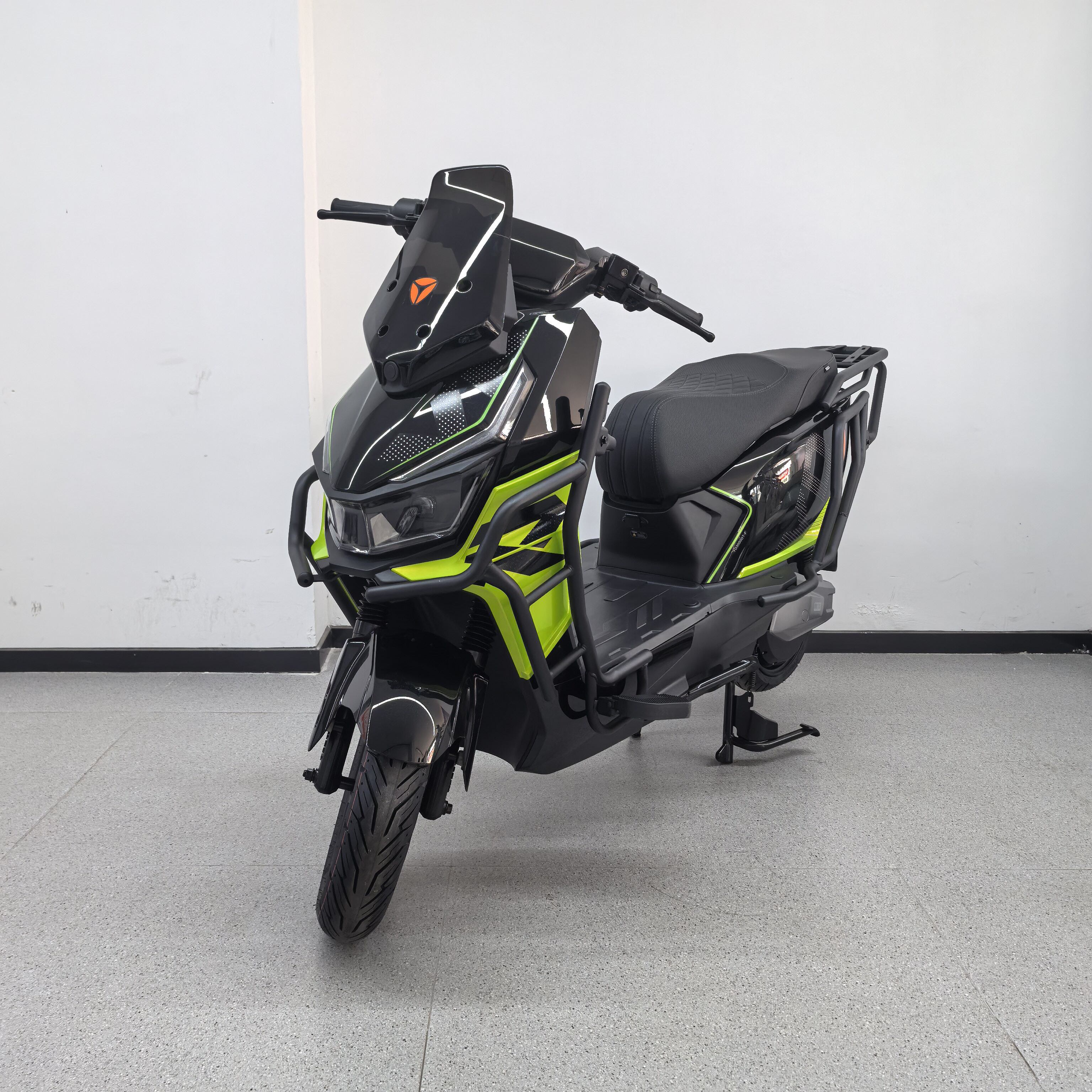 雅迪电摩新款赛博骑士版72V3000W极速电机大功率双碟刹电动摩托车