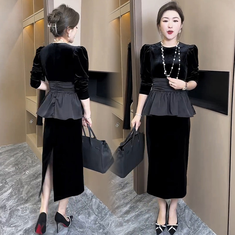 春季丝绒荷叶边上衣半裙时尚套装