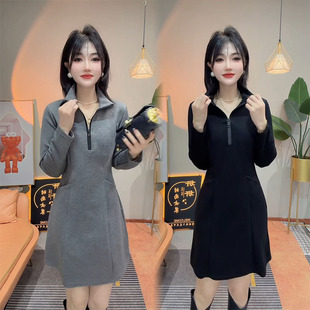 欧货卫衣裙女2026春季新款简约半拉链修身显瘦中长款休闲连衣裙冬