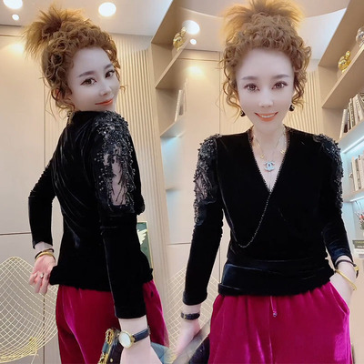 通勤蕾丝拼接丝绒女钉珠打底衫