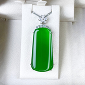 天然冰种玉髓无事牌吊坠女款 翡翠色镶嵌宝石挂件绿玛瑙项链子挂件