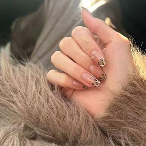 秋冬新款手工穿戴甲猫眼法式豹纹显白高级感小红书同款美甲可拆卸