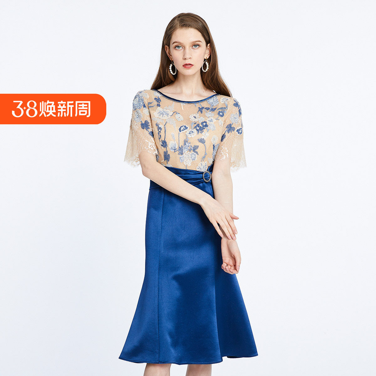 斯尔丽2021年春季新品优雅亮片刺绣鱼尾拼接式礼服连衣裙