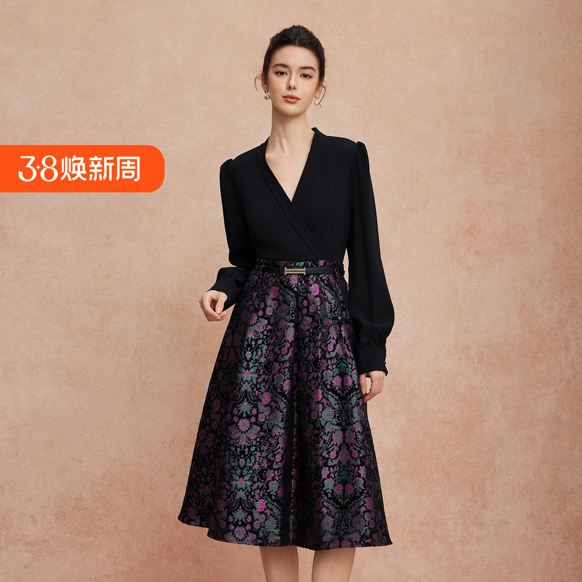 斯尔丽25新款素色拼接油画系列提花V领气质时尚高级礼服连衣裙