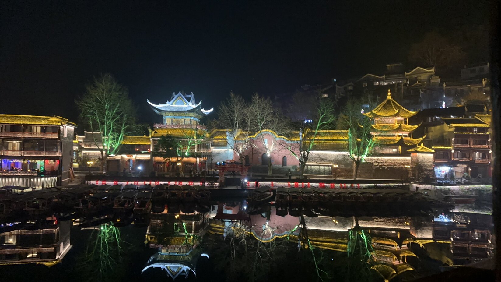 吴昕小飞象中国风故宫口红限量倾唇膏/口红