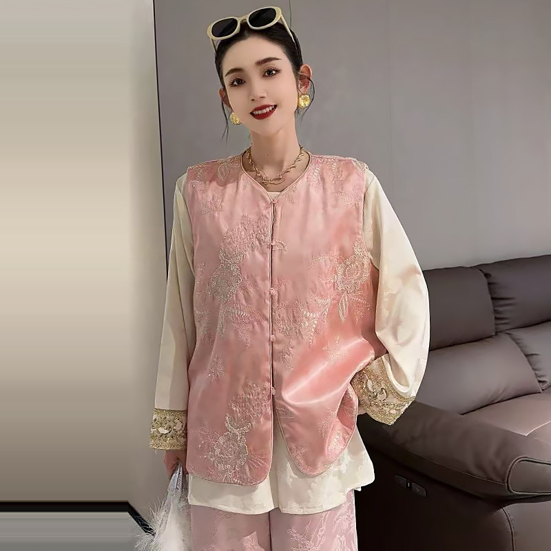 新中式复古坎肩马甲女休闲马夹胖mm显瘦2026春冬新款宽松大码女装,女装/女士精品,常规大码外套,淘宝优惠券,粉丝福利购,淘宝优惠卷