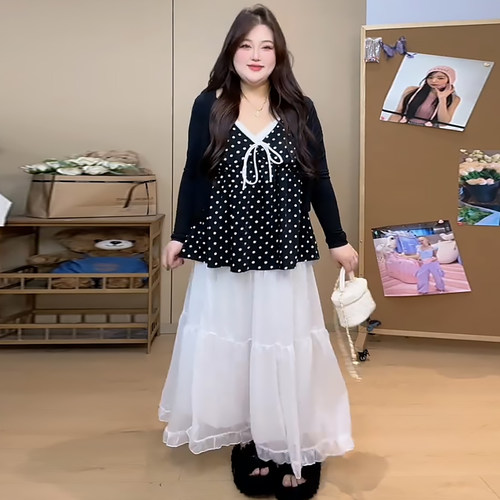 纯欲风波点吊带外披纱纱半身裙子