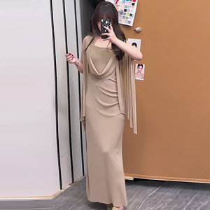 轻熟风披肩吊带褶皱连衣裙套装胖mm2026夏季新款显瘦宽松大码女装