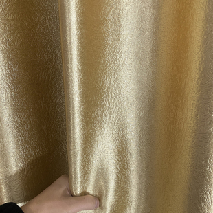 金黄色猪脑花花工程压花外贸加厚全遮光客厅卧室阳台出租房窗帘布