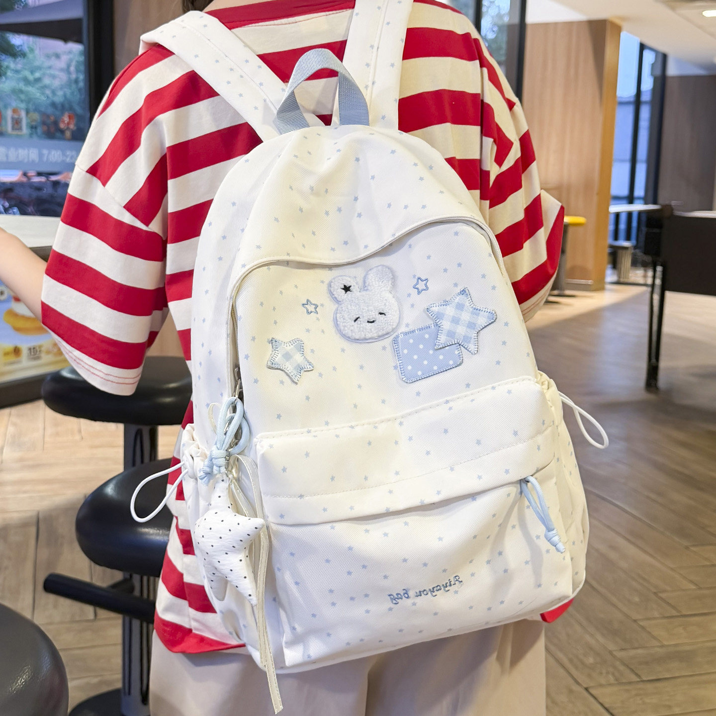 可爱动物贴画卡通少年感书包女小学生波点双肩包初中生中学生背包