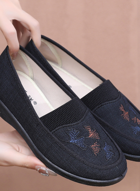 新款老北京布鞋女单鞋奶奶鞋平跟中老年人妈妈鞋防滑软底舒适透气