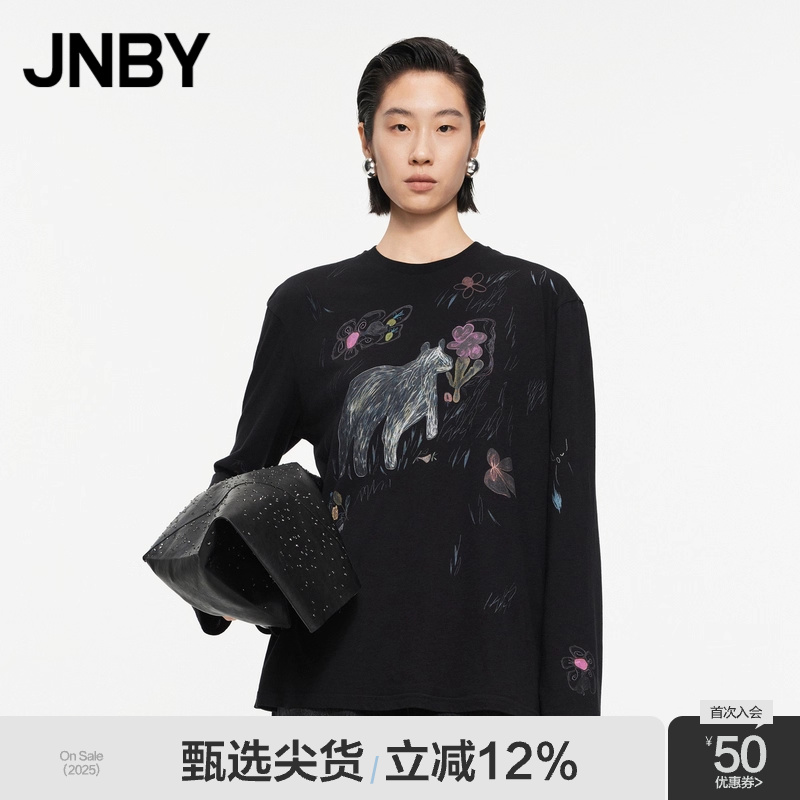 JNBY/江南布衣春秋T恤女宽松U型领长袖手绘印花棉质柔软5O8113370