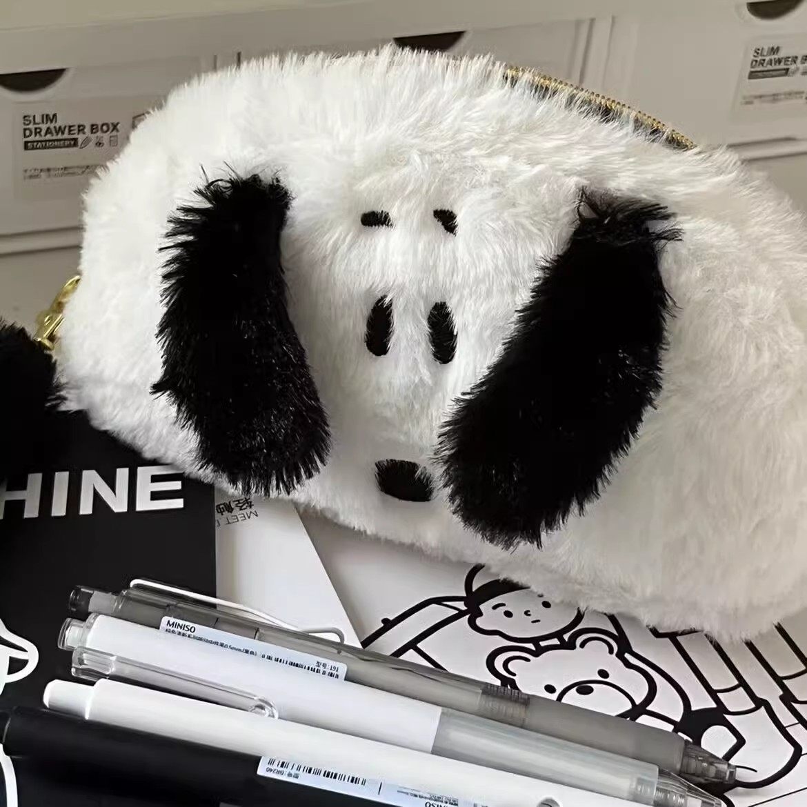 可爱毛绒简约大容量收纳袋