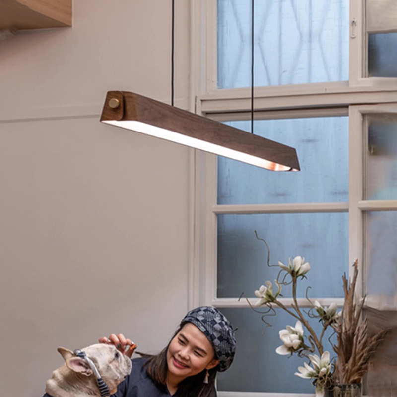 原木风日式餐厅实木吊灯