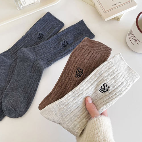中筒袜子女潮牌秋冬季纯棉高帮