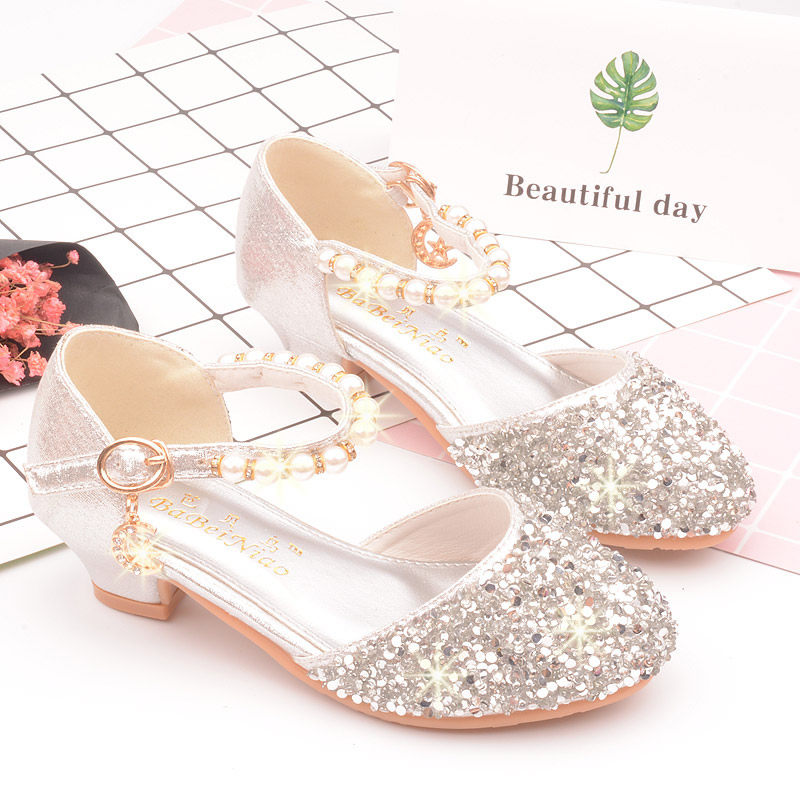 女童鞋公主鞋银色小跟皮鞋主持人演出时装走秀小孩高跟鞋女孩单鞋|msdalam kategori kasut kanak-kanak/Kasut bayi/kasut ibu bapa dan anak, kasut kulit - dari Buy2taobao.com untuk memberikan perkhidmatan ejen Taobao profesional membeli