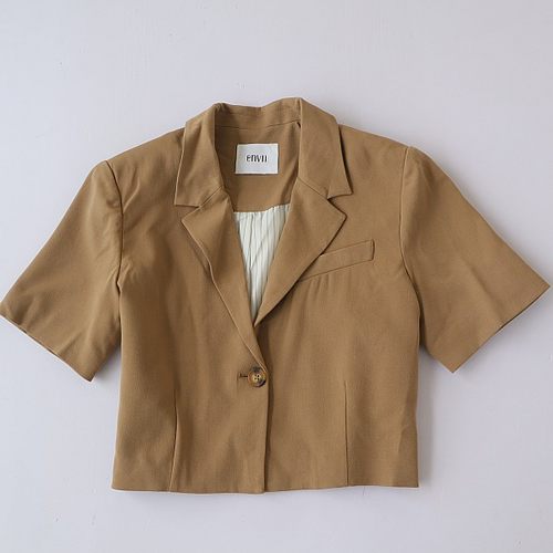 西装领垫肩西服 一粒扣短款外套