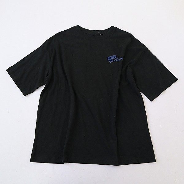 黑色圆领拼色短袖T恤套头衫