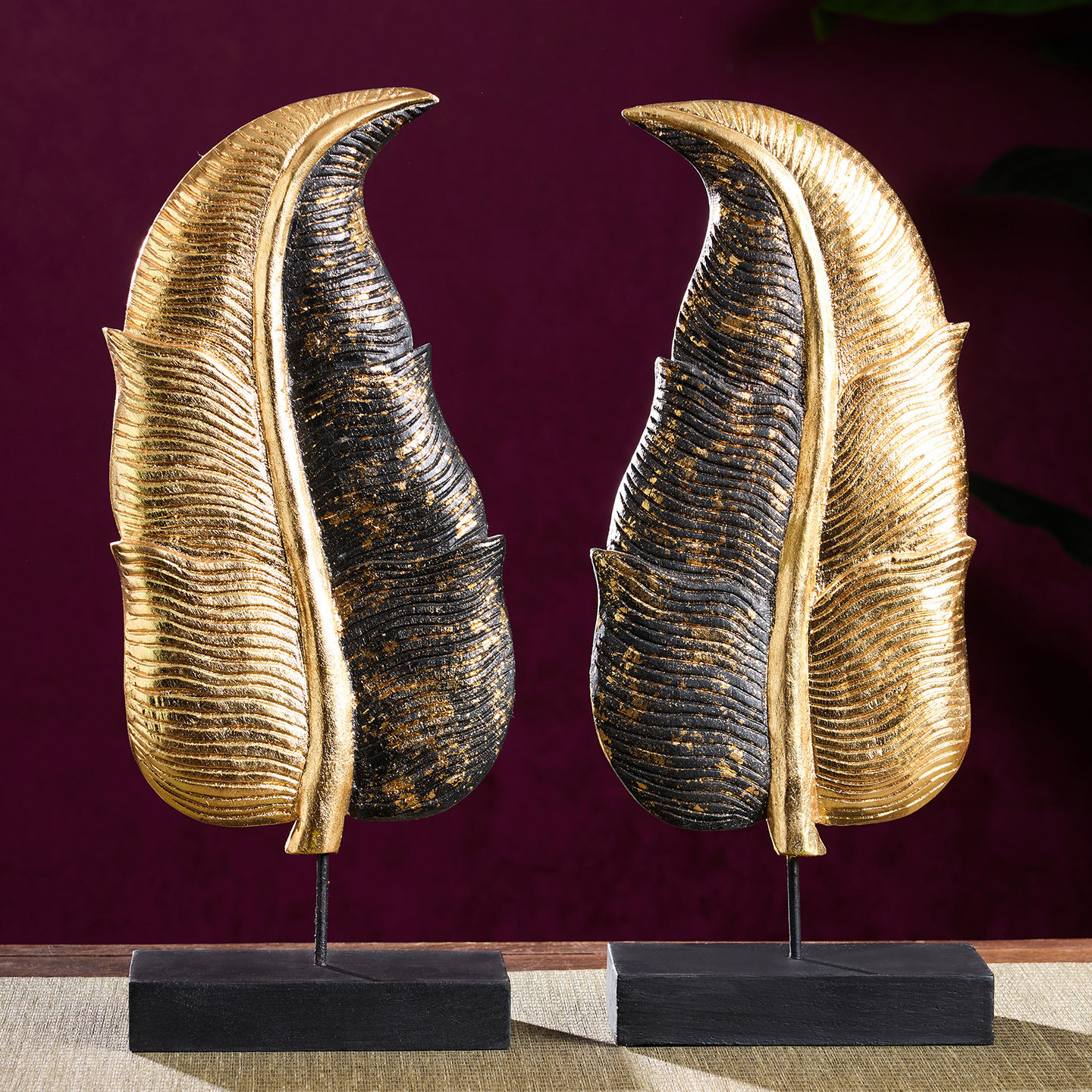 实木玄关摆件东南亚创意植物客厅桌面摆设酒店会所香蕉叶双色装饰