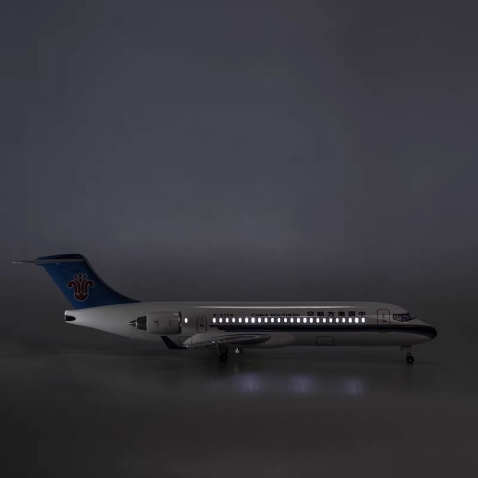 带轮子带灯ARJ21仿真飞机模型南航国航成都航空江西航空客机航模