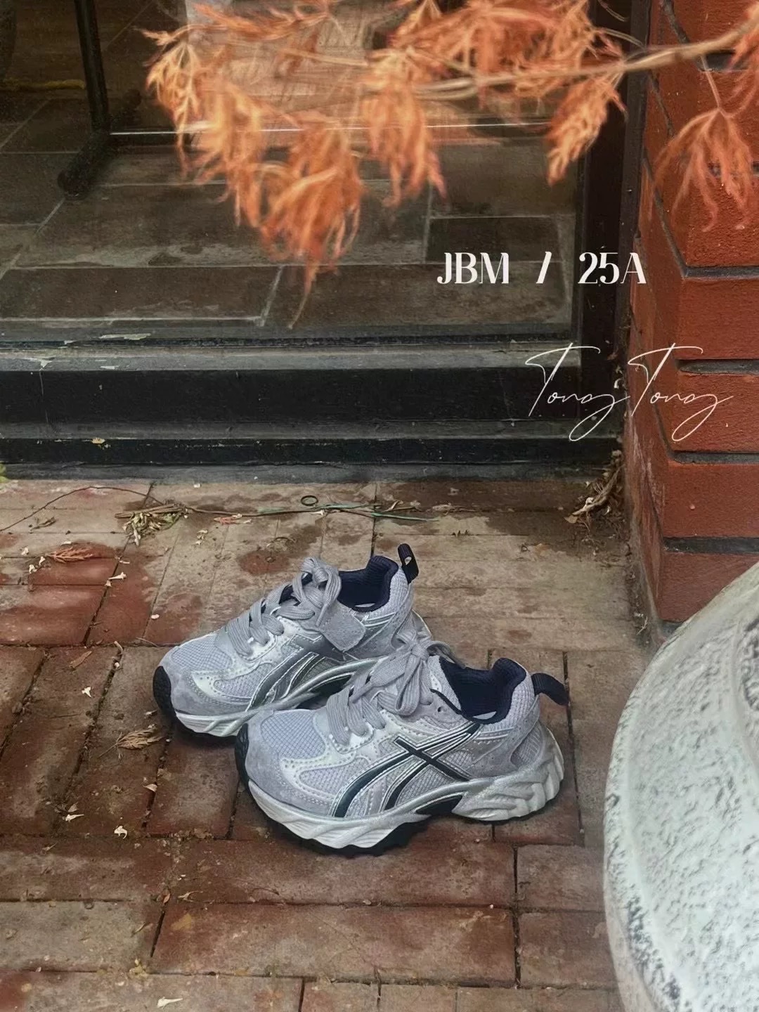 2025秋新款韩版童鞋潮牌JBM中大男女童魔术贴透气轻便老爹跑步鞋