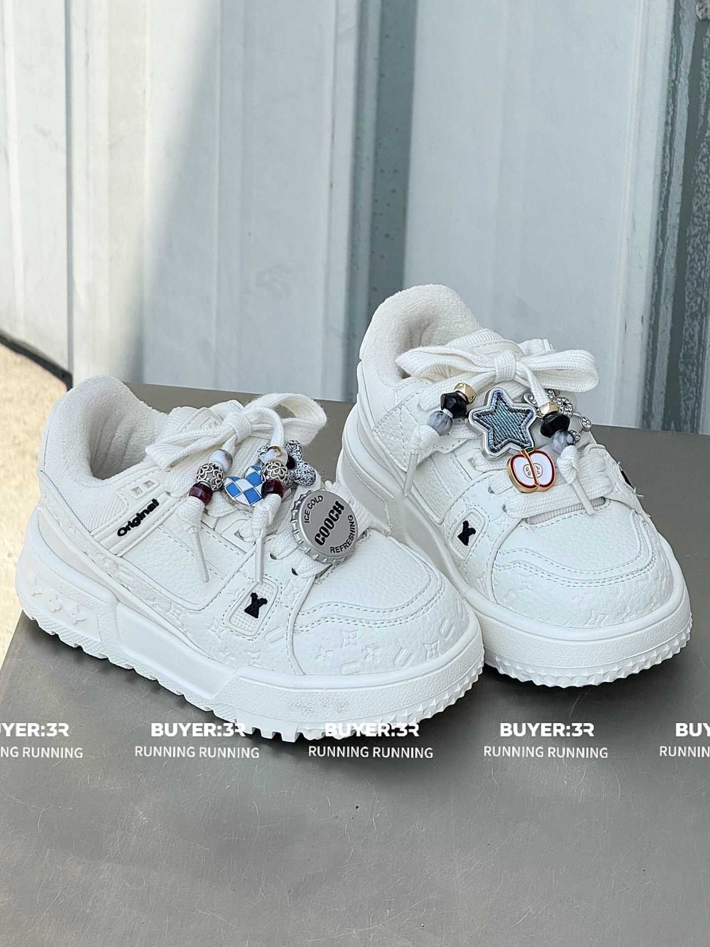 2025冬款韩版童鞋潮牌3R中大男女童魔术贴加绒白色百搭休闲运动鞋