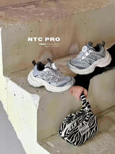 2025夏季新款韩版儿童鞋潮牌NTC中大男女童旋转扣透气跑步运动鞋