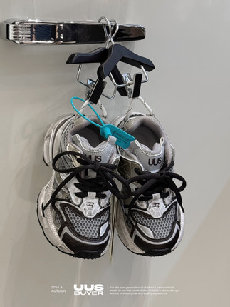 2025秋新款韩版UUS童鞋时尚轻便男童休闲跑鞋女童网面老爹运动鞋