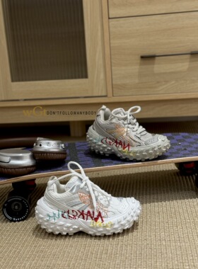 2026春款韩版童鞋潮牌WGT中大男女童魔术贴轻便运动榴莲底老爹鞋