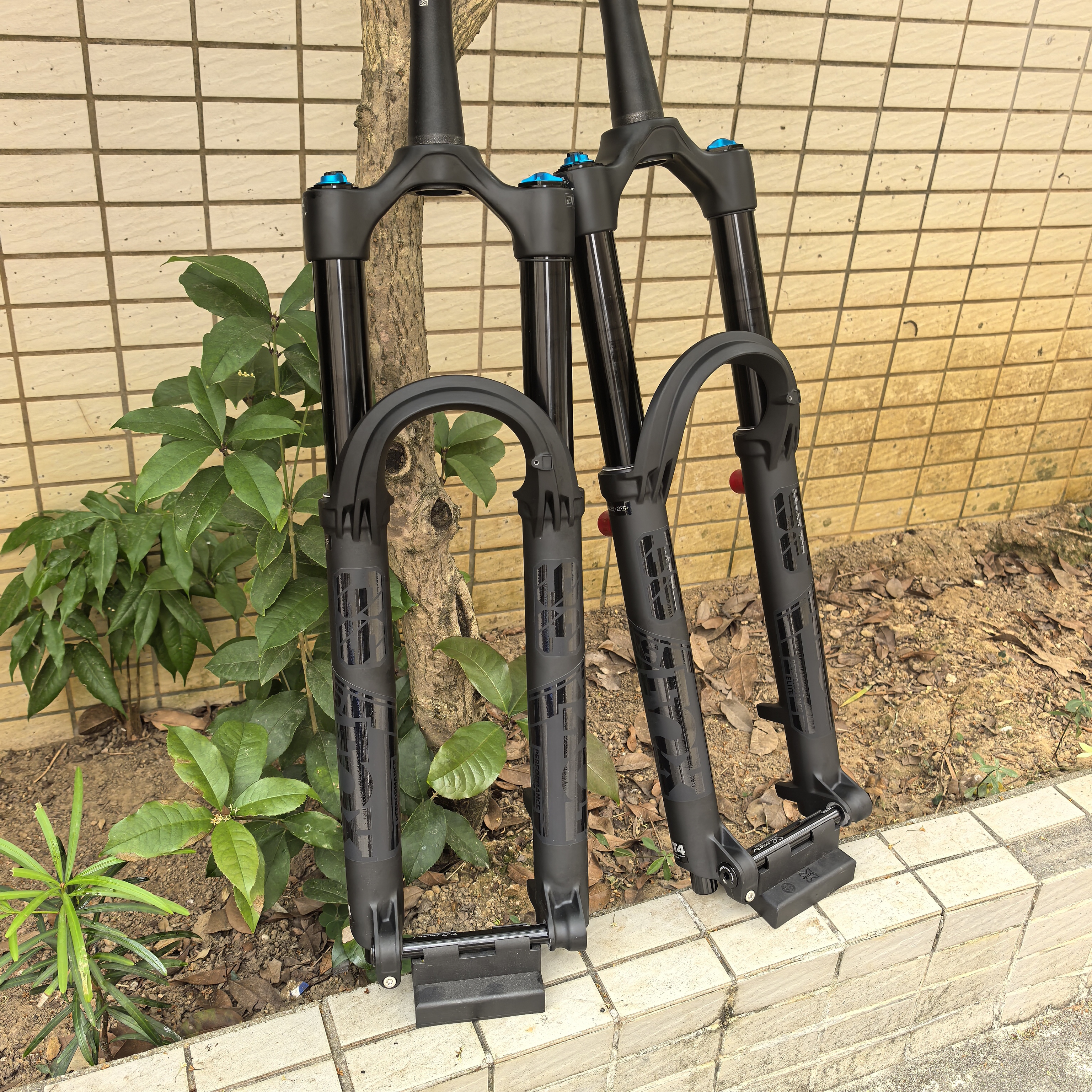 FOX36前叉FIT4阻尼110*15桶轴