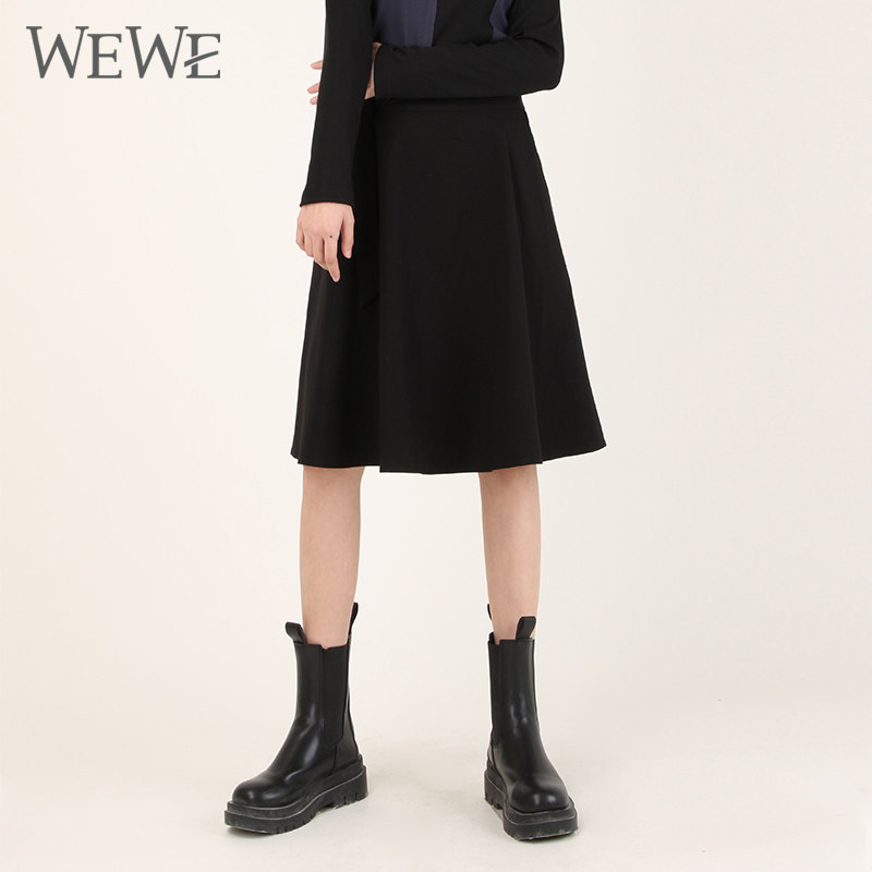 WEWE唯唯春季新品女装气质简约优雅女士a字半身裙休闲个性