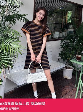 IIIVIVINIKO2026夏季新款条纹T恤直筒连衣裙女M620604387E