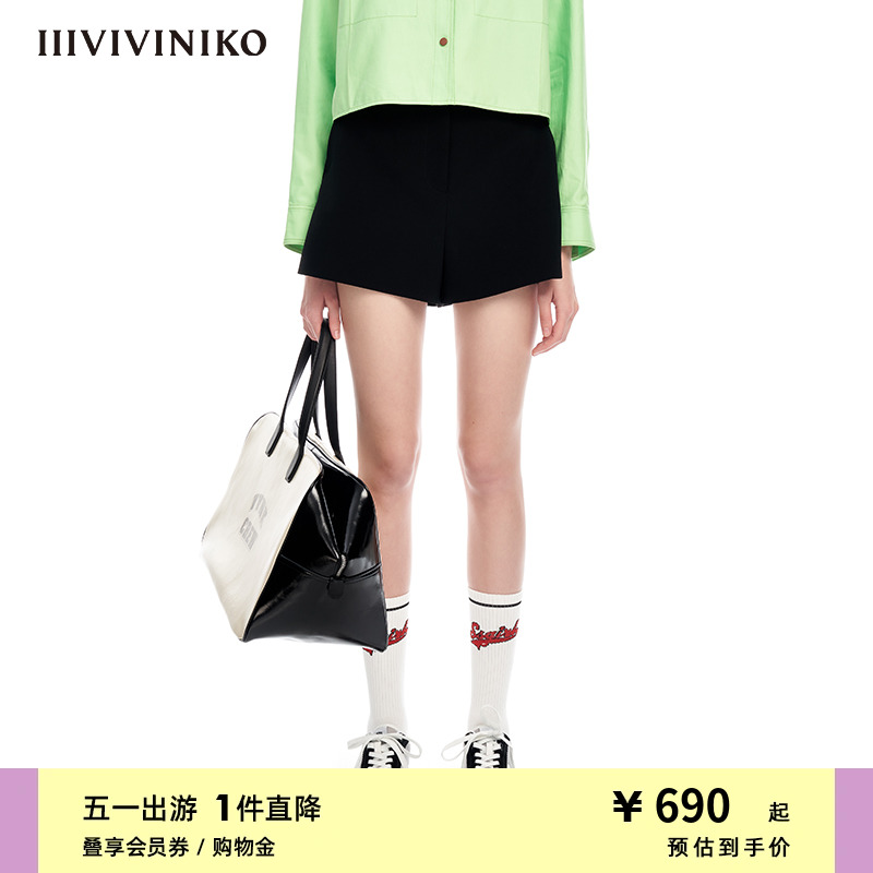 IIIVIVINIKO“双重织面料”复古A字高腰休闲短裤子女M31081