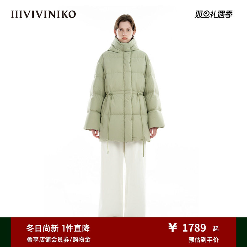 宽松连帽羽绒服IIIVIVINIKO