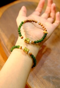 天然和田玉碧玉手链女款单圈简约风格饰品礼物送女友闺蜜生日礼物