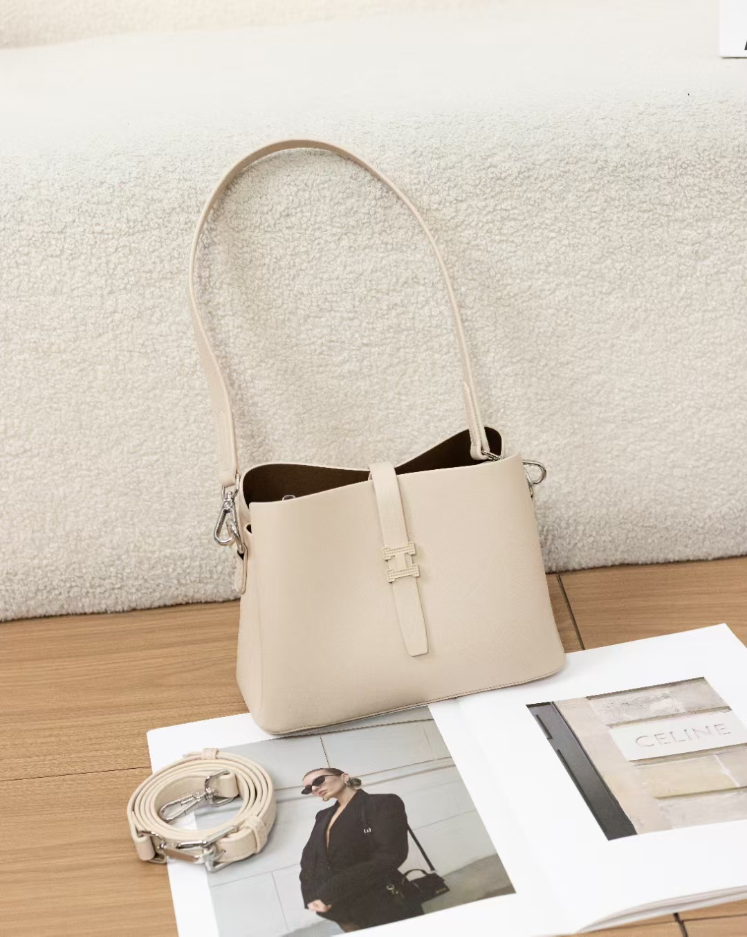 2025新款时尚百搭高级感单肩斜挎通勤包迷你小水桶包