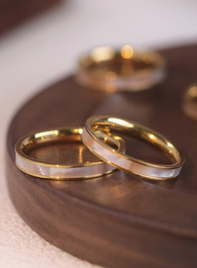 Doro朵兰の「简约好货」高级感白色贝母网红简约镀14K金女戒指