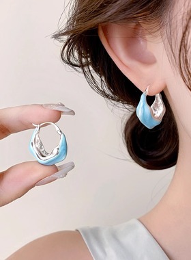 Doro朵兰の「蓝色滴釉」耳扣女银针小众设计耳环2025新款爆款耳饰