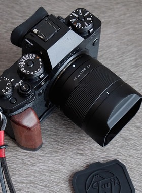 VILTROX唯卓仕40mm F2.5 25mm 35mm 56mm F1.7方形遮光罩