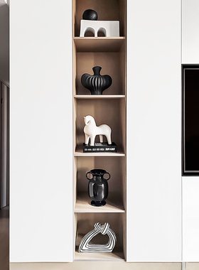 态生活 ins轻奢风马年黑白陶瓷装饰品摆设电视柜书柜高级感小摆件