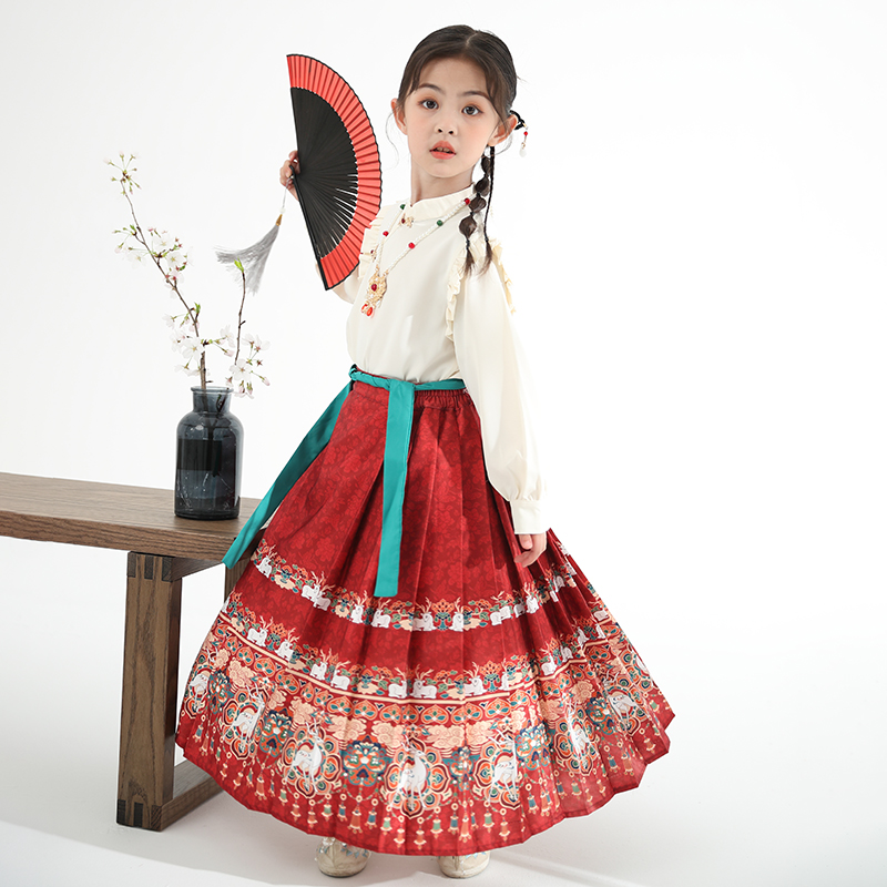 女童春夏新中式马面裙古装非一片式中长款出游婚礼活动飒气半身裙